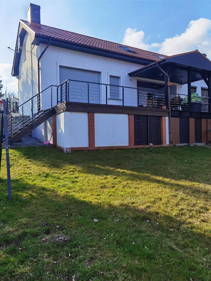 Lake House Listomie Kruszwin Eksteriør billede